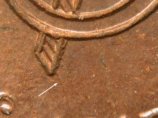 L41 Die Line off bottom of cent crossbar